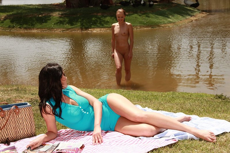 Надя, 28 лет, 1 размер груди